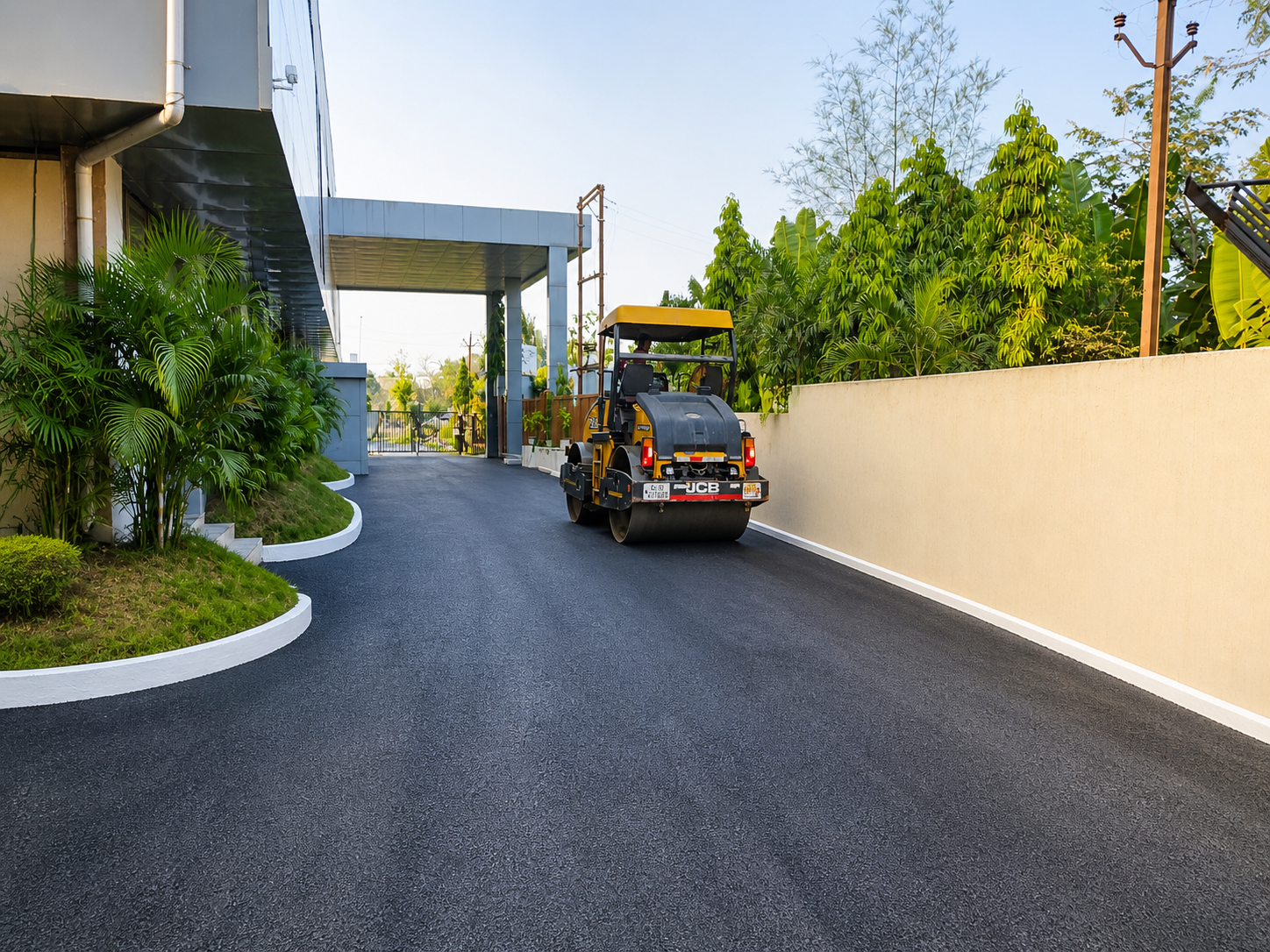 Entrance Drive Finishing